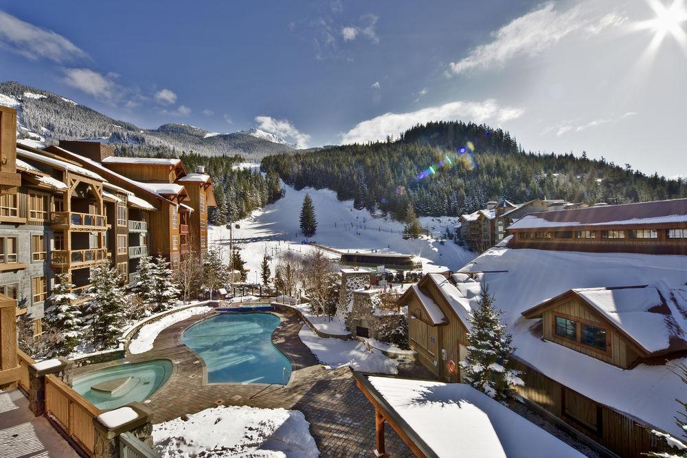 Hotel Lodging Ovations Whistler Esterno foto